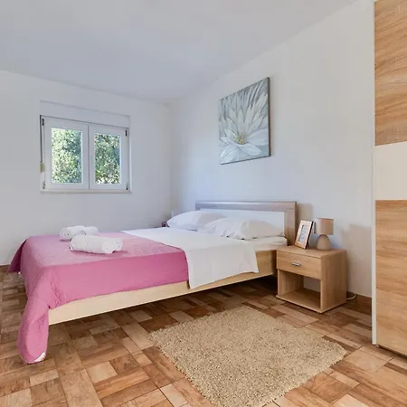 Ive 1 Appartement *